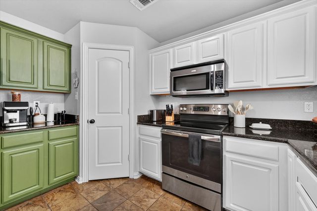 2700 Pollard Street, Fort Worth, TX 76112