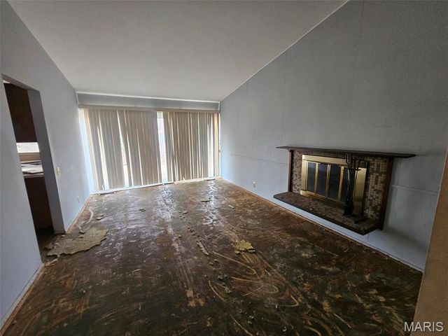 1460 Tremont Drive, Florissant, MO 63033