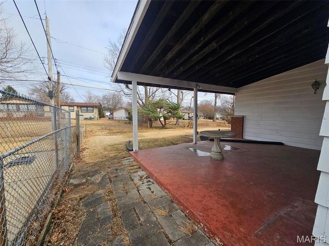 1460 Tremont Drive, Florissant, MO 63033