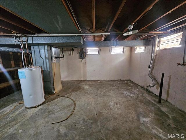 1460 Tremont Drive, Florissant, MO 63033