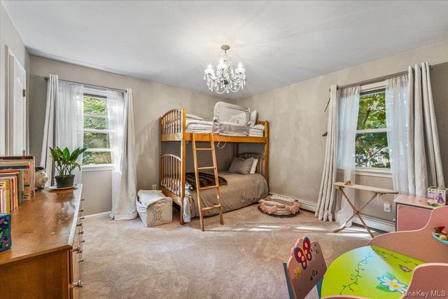 70 Manor Drive A, Great Neck, NY 11020