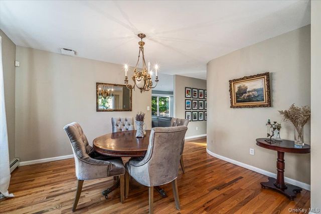 70 Manor Drive A, Great Neck, NY 11020