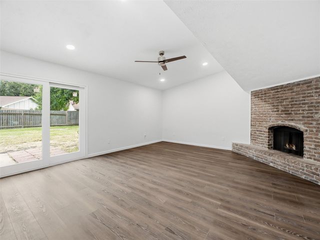2230 Fall Meadow Dr, Missouri City, TX 77489