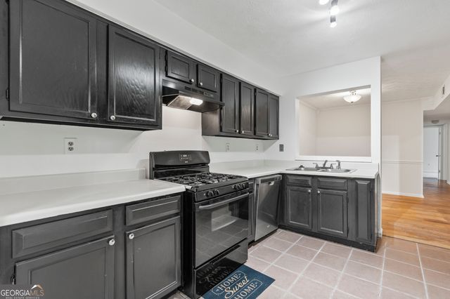 6449 Pinebark Way, Morrow, GA 30260