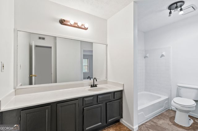 6449 Pinebark Way, Morrow, GA 30260