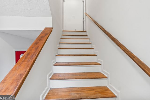 6449 Pinebark Way, Morrow, GA 30260