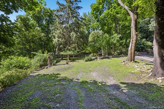 8 Reservoir Road, Stony Point, NY 10980