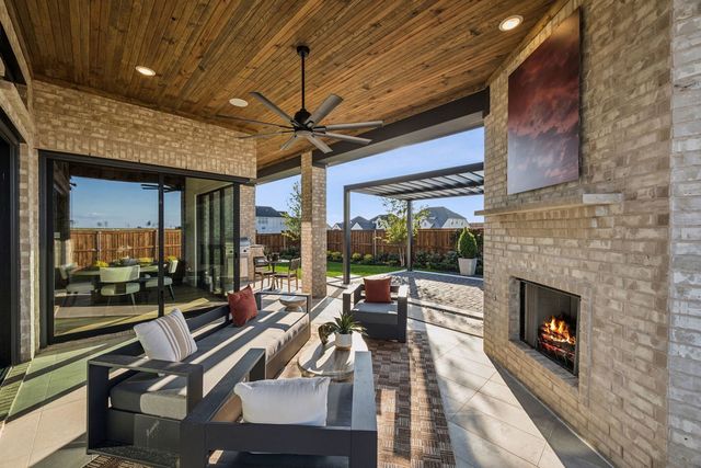 9423 Winter Bloom Street, Frisco, TX 75035
