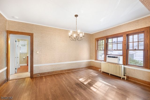 57 Pine St, Millburn Twp., NJ 07041