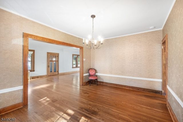 57 Pine St, Millburn Twp., NJ 07041