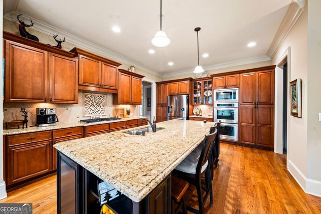 1032 Windsor Green Drive, Canton, GA 30115