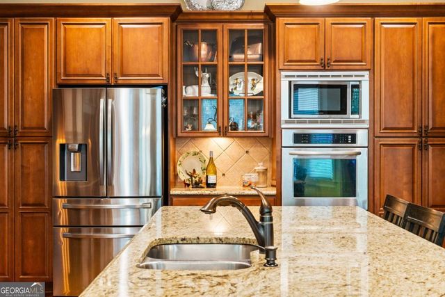 1032 Windsor Green Drive, Canton, GA 30115