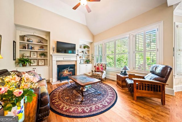 1032 Windsor Green Drive, Canton, GA 30115