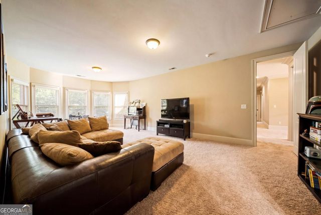 1032 Windsor Green Drive, Canton, GA 30115