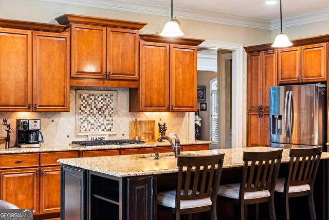1032 Windsor Green Drive, Canton, GA 30115