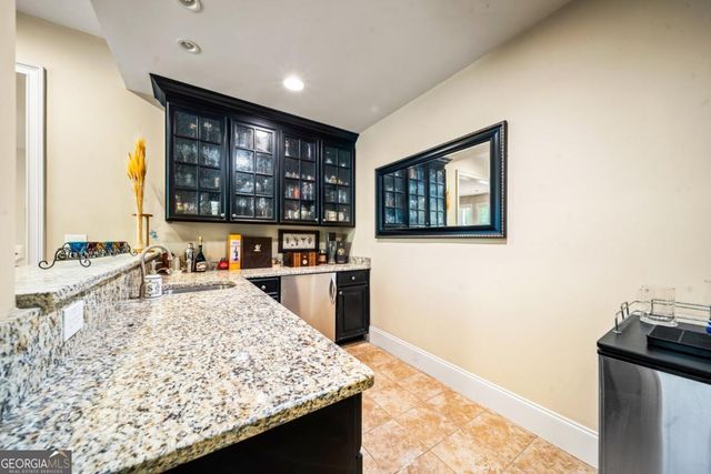 1032 Windsor Green Drive, Canton, GA 30115