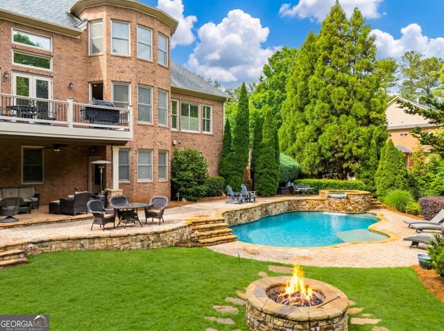 1032 Windsor Green Drive, Canton, GA 30115