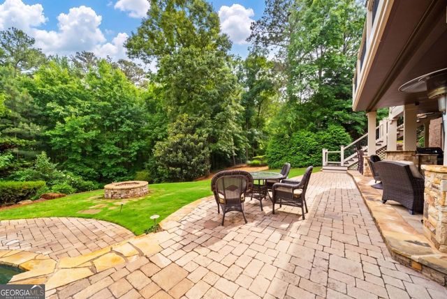 1032 Windsor Green Drive, Canton, GA 30115