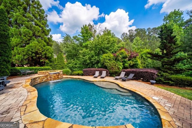 1032 Windsor Green Drive, Canton, GA 30115