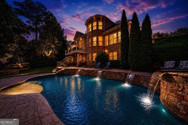 1032 Windsor Green Drive, Canton, GA 30115