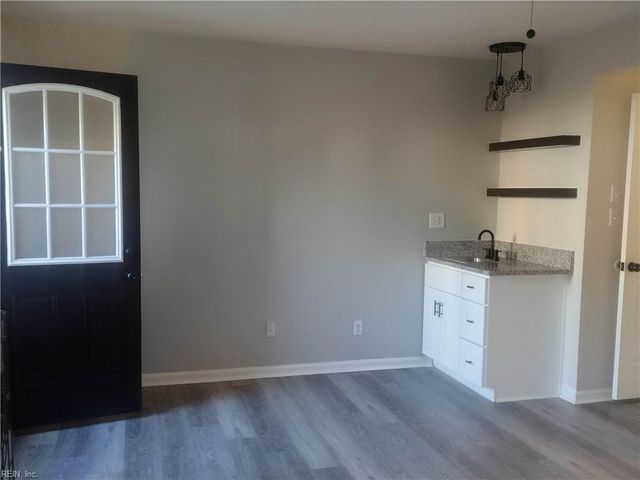 1354 Hafford RD, Virginia Beach, VA 23464