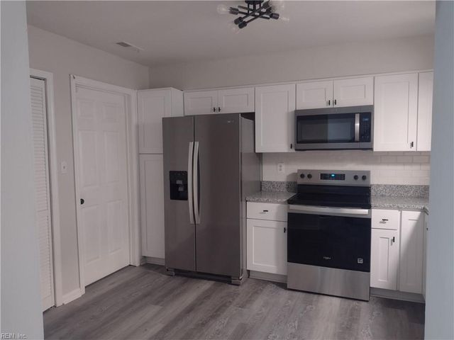 1354 Hafford RD, Virginia Beach, VA 23464