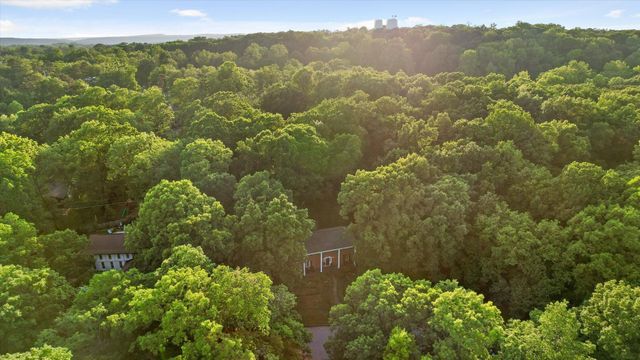 1105 Havenwood Drive, Signal Mountain, TN 37377