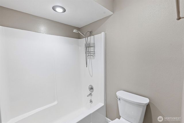 7654 19th Street W, Tacoma, WA 98466