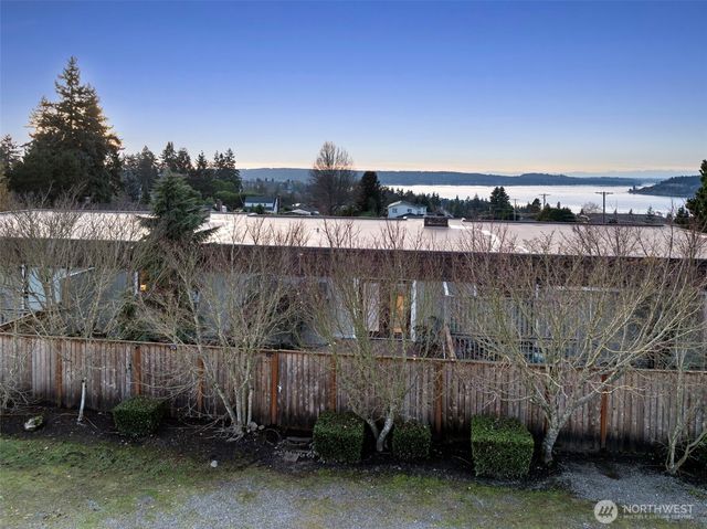 7654 19th Street W, Tacoma, WA 98466