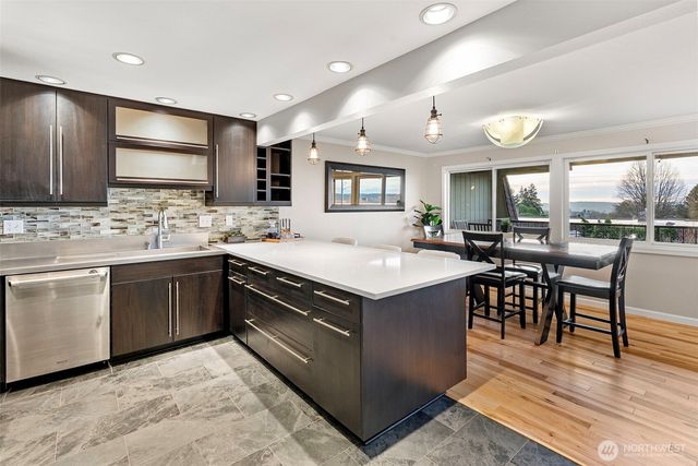 7654 19th Street W, Tacoma, WA 98466