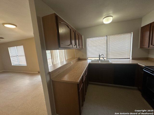 1325 BITTERLAKE, San Antonio, TX 78245