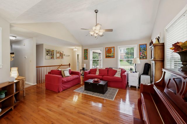 232 Percheron Drive, Richmond, KY 40475