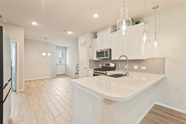 5605 Hyde Park Drive, Pasadena, TX 77505