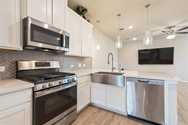 5605 Hyde Park Drive, Pasadena, TX 77505