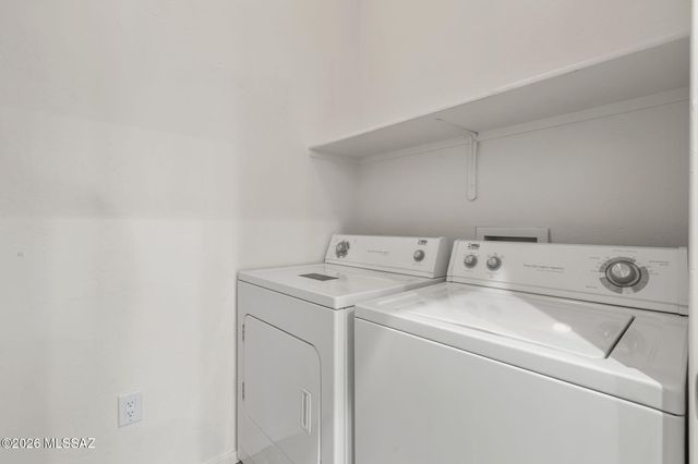 2028 E River Rd Unit 203, Tucson, AZ 85718