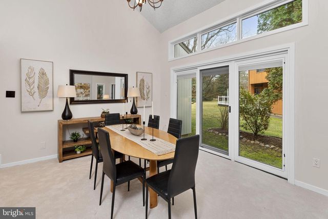 24 INDIAN RUN RD, Princeton Junction, NJ 08550