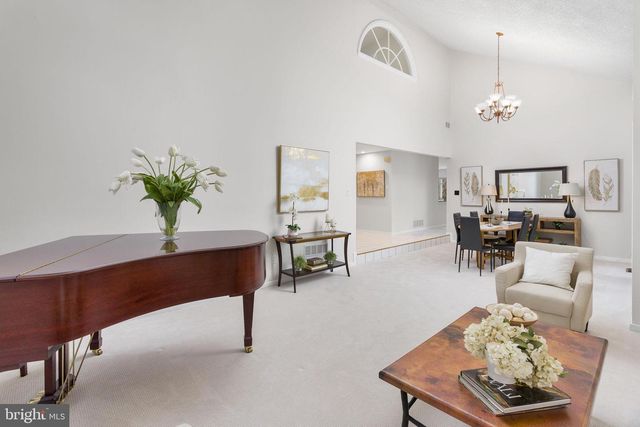 24 INDIAN RUN RD, Princeton Junction, NJ 08550