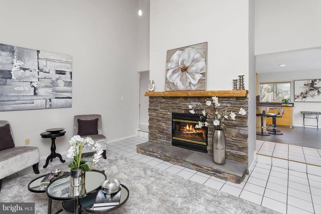 24 INDIAN RUN RD, Princeton Junction, NJ 08550