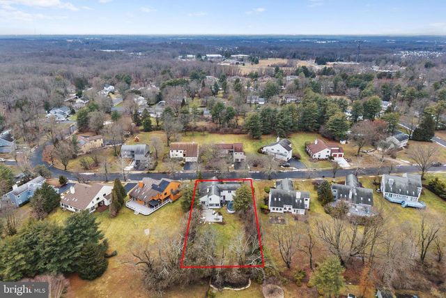 24 INDIAN RUN RD, Princeton Junction, NJ 08550