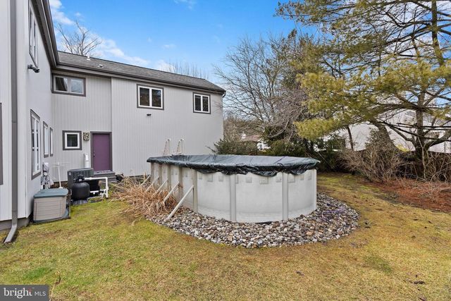 24 INDIAN RUN RD, Princeton Junction, NJ 08550