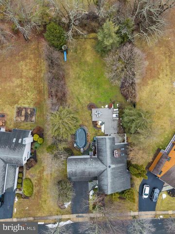 24 INDIAN RUN RD, Princeton Junction, NJ 08550