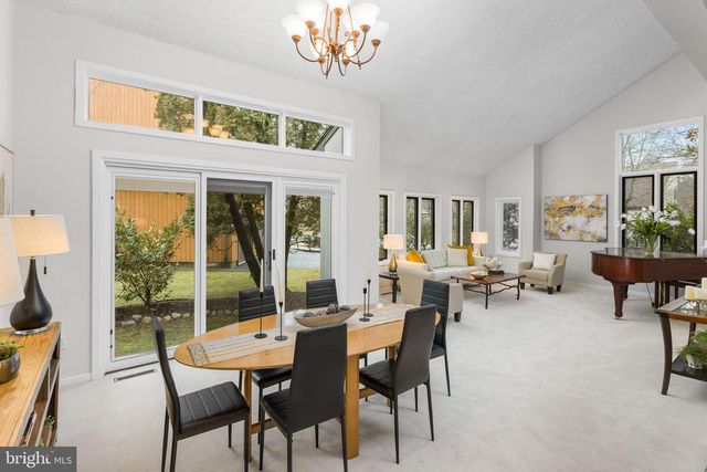 24 INDIAN RUN RD, Princeton Junction, NJ 08550