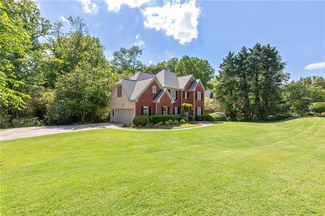 3310 Chartwell Boulevard, Suwanee, GA 30024