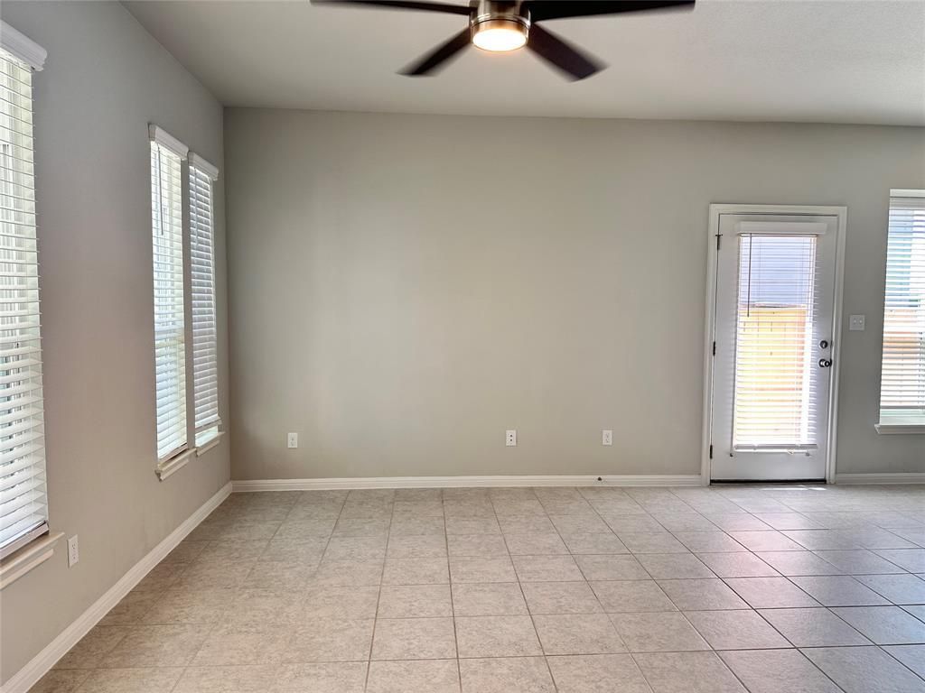137 Rustic Glen DR, San Marcos, TX 78666