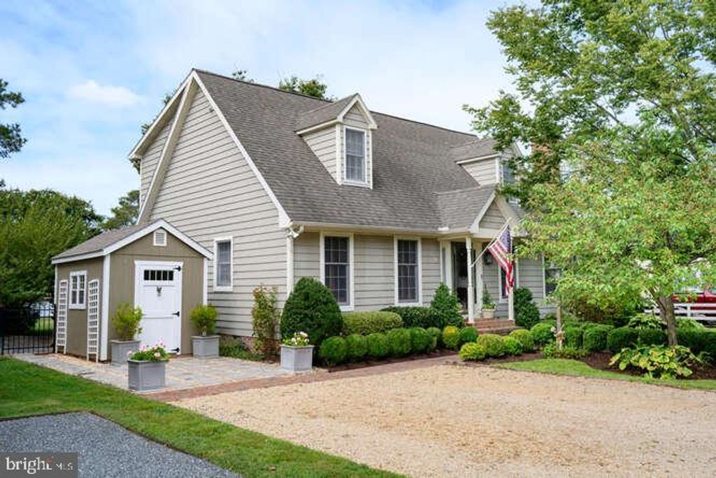 111 FIRST ST, Oxford, MD 21654