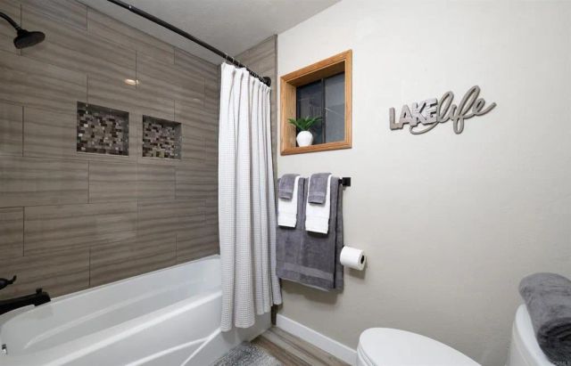 40176 Esterly Ln, Big Bear Lake, CA 92315