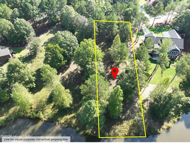 125 Troys Point, West End, NC 27376