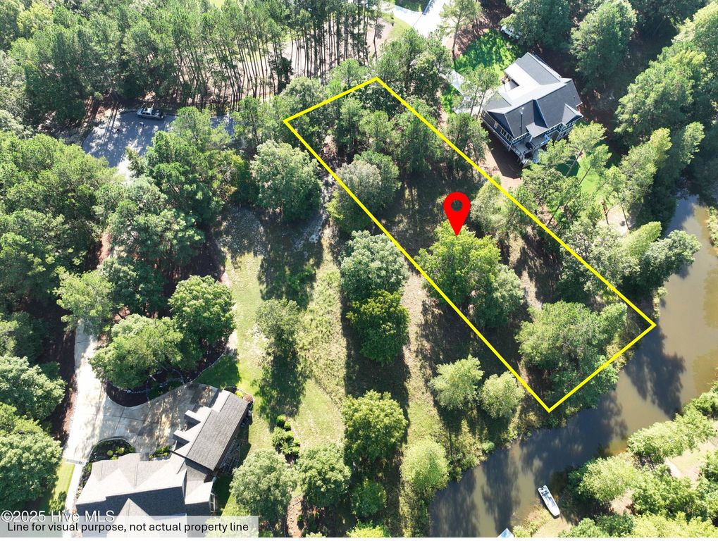 125 Troys Point, West End, NC 27376