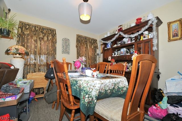 300 Kennedy Dr, Linden City, NJ 07036