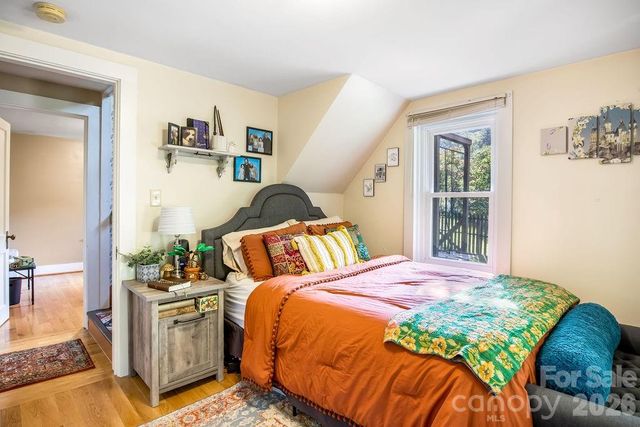 34 Coosa Ridge Drive, Whittier, NC 28789